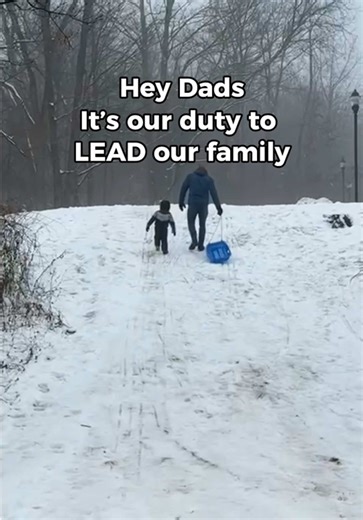 Back strength is required, Dads🫡💪🏾 Im 39. I’ve never taken steroids, TRT, or peptides. I’ve been a trainer since 2012. I lift in my garage/driveway 5 days/week following the exact program i write for my community of 6000 around the world. Start 2026 with a proven plan and join us🫱🏾‍🫲🏽 #dadswholift #dadworkout #fitdad #dadlife #dadstrength