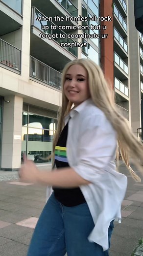 the most random crossover ever #adrienagreste #miraculousladybug #dva #overwatch #zarina #tinkerbell #chainsawman #kyloren #starwars #newtscamander #fantasticbeasts #harrypotter #comiccon #mcmcomiccon #fyp #foryou