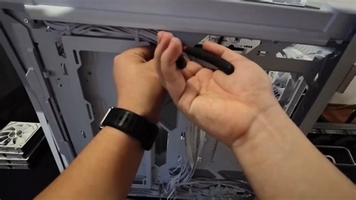 ROG新品曲面屏水冷首发，是时候玩儿点不一样的了！ 华硕水冷 龙王4代曲面屏 华硕主板 diy装机 第一视角装机