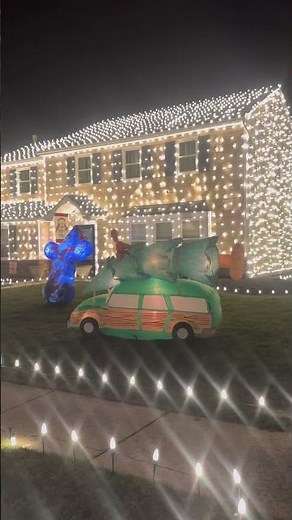 Clark Griswold's House - National Lampoons Christmas Vacation. It's a Beaut Clark #christmas