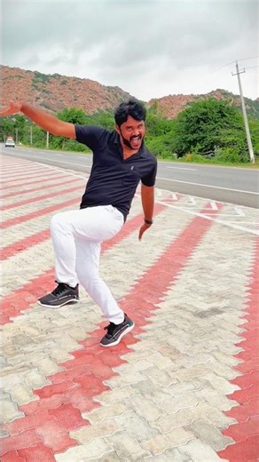 Naga malli song ❤️❤️❤️💕…‪@alludu-seenu-111‬ # #trending #dance #ytshorts #NTR yamadonga song