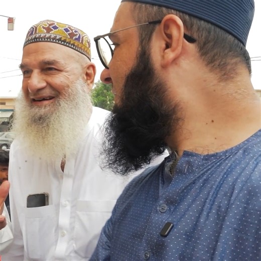 26K views · 762 reactions | Lassi in DHA with Anday wala Paratha #karachi #breakfast #nashta #lassi | Halal Vlogger | Facebook