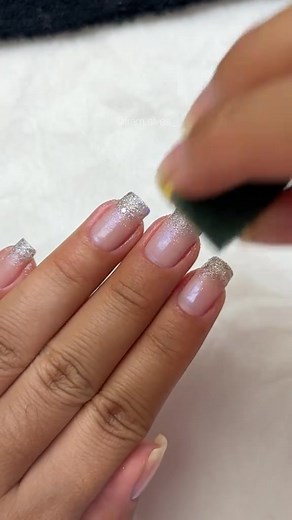 💅🏻🤩 #asmr #nails #tutorial | Beauty tricks