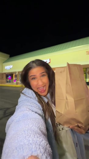 Experience the Hype: Five Guys Mukbang Challenge