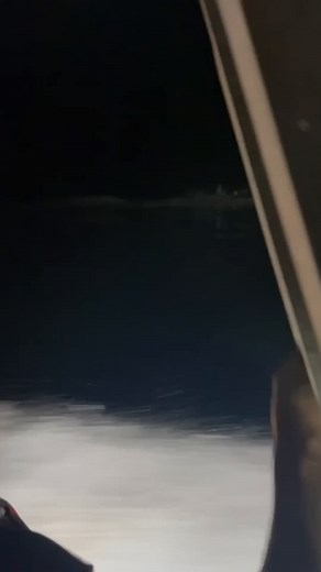 Des images inédites mettent en lumière l’intervention dangereuse menée par la police aux frontières au large de Mayotte contre une embarcation de migrants, le 20 février.