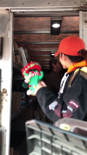 It’s December 1st!! #HappyHolidays #helper #specialdelivery