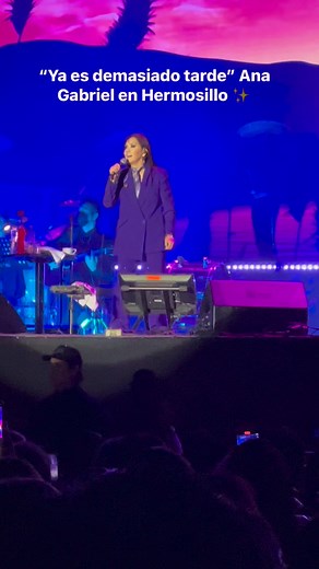 “Ya es demasiado tarde” una de las canciones interpretadas por Ana Gabriel acompañada por su mariachi durante su pasado concierto en Hermosillo ✨#anagabriel #conciertos #hermosillo #cadaevento | CadaEvento SON