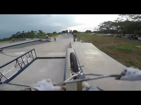 Gopro BMX riding in Brasília (skatepark)