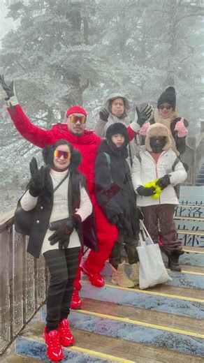 Trendy Today: Xiling Snow Mountain