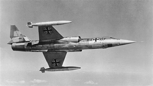 15,000ft per minute and zero margin: Why the F-104 forgave nothing