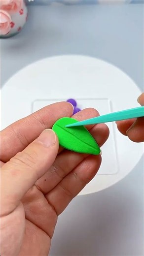 Make adorable handmade purple grapes~ _ Learn how in ten seconds