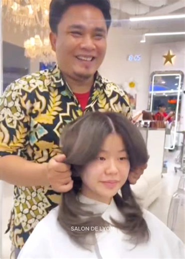 ✨ Ash Milk Tea🧋 By ind stylist @salon_de_lyon_irfan @salon_de_lyon_lotte 📍SALON DE’LYON- 4 ST BRANCH Lotte avenue JI. Prof. Dr. Satrio, Kuningan, Jakarta Selatan. 2nd floor ☎️LOTTE AVENUE 62 812-1894-2023 🎀OPENING HOURS mon-sun :10am - 22pm or by appointment hours #salondelyon #koreasalon #salondelyonlotte #haircoloring #ashmilktea