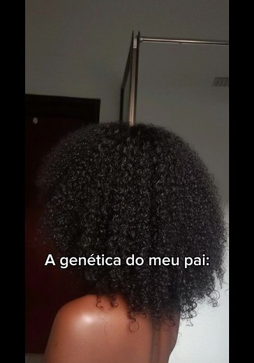Cabelo crespo: dicas e penteados fáceis para valorizar seus cachos