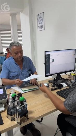 En la Gestora Pública trabajamos para brindarte un servicio cómodo y seguro. Por eso, contamos con diferentes modalidades de pago para nuestros beneficiarios, entre ellas el abono en cuenta. 📲😗 A través del abono en cuenta, tus pagos llegan directamente a tu cuenta bancaria, evitando filas innecesarias y garantizando que tu beneficio sea entregado de forma clara y confiable. 🤝🏻🤓 Este servicio está pensado para cuidarte, facilitar tus trámites y darte la tranquilidad que mereces. 🙌🏻✨ #Siem