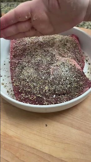 Perfect Sous Vide Sirloin Tip Roast #sousvide #sirlointip #tendersteak