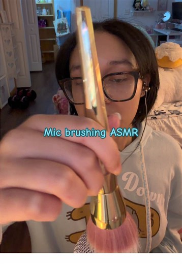 Mic brushing ASMR #asmr #asmrtriggers #handmovements #mictriggers #asmrbrushing