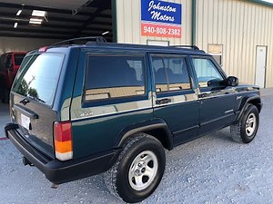 1997 Emerald Green Jeep Cherokee XJ