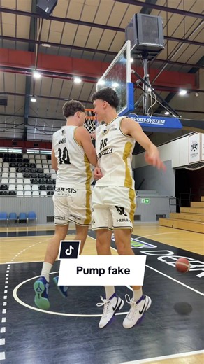 Pump Fake Basketball Move: How to Pump Fake Effectively