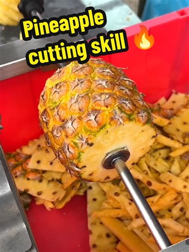 Innovative Pineapple Peeling Machine Demonstration
