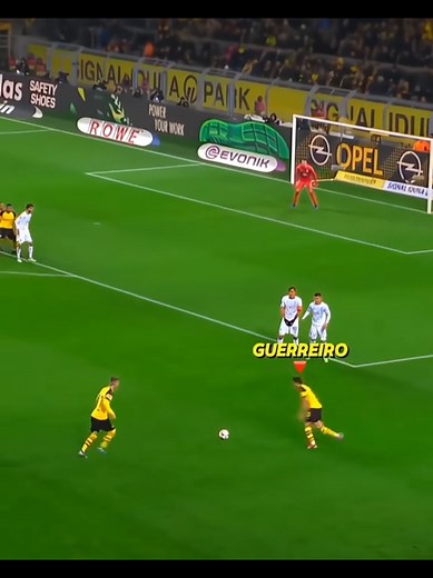 200 IQ Moments in Football