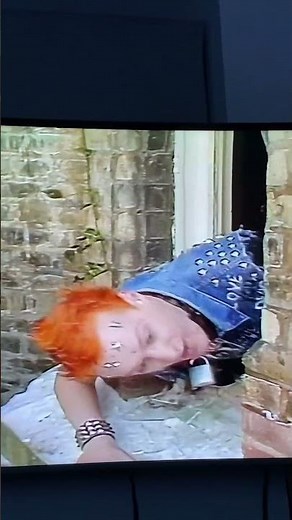 The Young ones "some of these bricks explode!!!" 😂😂