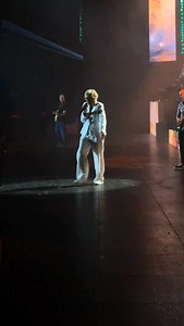 125 reactions · 13 shares | SOUTH AFRICAN PRIDE! PJ Powers brings the energy with her iconic hit "Jabulani" LIVE at the Pop Divas show 2024 at SunBet Arena! #PJPowers #Jabulani #PopDivas #SunBetArena #concertalert #singinafrikaans #music #pretoria #bonnietyler #PretoriaAwaits #marketingzoo #bonnietyler | Sing in Afrikaans | Facebook