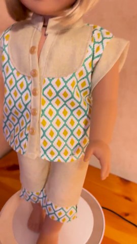 18 inch doll clothes/doll top and capris/summer doll clothes