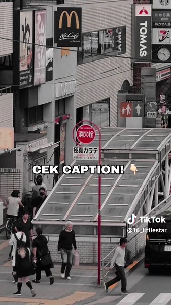 Pengen jago bahasa Jepang tapi hidup rasanya udah penuh: kerja, kuliah, tugas, ngurus ini-itu… Akhirnya belajar bahasa Jepang masuk daftar: “nanti aja deh.” Kalau kamu sering merasa nggak punya waktu buat belajar, coba baca sampai habis! 1. Belajar dalam “Celah Waktu” (Micro Time) Nggak harus punya 1 jam khusus buat belajar. Manfaatkan waktu-waktu kosong kayak: • Nunggu makanan datang • Naik transportasi umum • Antri di bank atau toilet mall Gunakan 3–5 menit itu buat buka flashcard, nonton vide