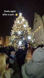 again after a year 🥳🤪 wou #viral #christmas #xoxosarah #xyzcba #fyp #christmastree