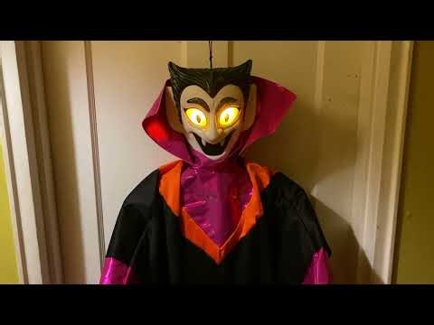 Hyde and Eek Animated Vampire Ghoul