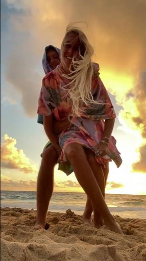 a TOWEL PONCHO is the best thing ever for water sports! #towelponcho
