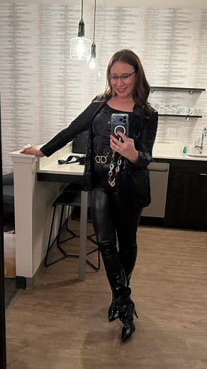 #ohheyyy let’s get this party started … Netflix House ready @kop_mall | GoToWhitney