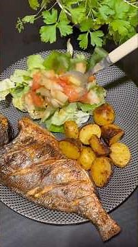 Dorade royal et pomme de terre grenaille
