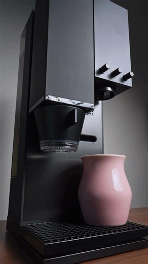 This Makes Better Coffee Than You... Xbloom Studio Coffee Maker