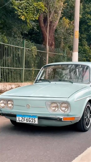 VW Variant 1972 Azul Diamante com rodas Gas Burner de rolê por São Paulo 😎💎