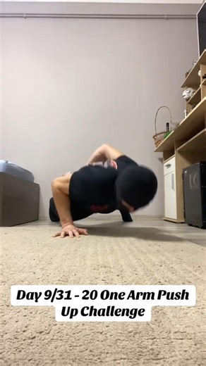 Day 9/31 - 20 One Arm Push Up Challenge 💪🏻🔥 #shorts #onearmpushups #fitness