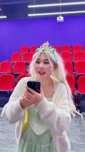 天使需要帮助。#小丑 #天使 #超人不会飞 #kpop #kpopdemonhunters #huntrix