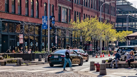 Local Entrepreneurs React to Small Business Administration’s Plan to Move Chicago Office Out of City