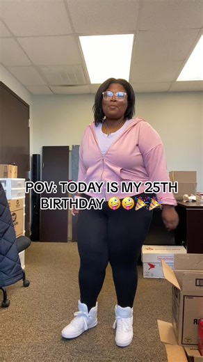 Goodbye to 24 & Hello to 25 🤪🤪🤪! HAPPY BIRTHDAY TO MEEE‼️‼️‼️ #birthdaygirl #birthdayvibes #fypシ #octoberbaby #libra♎️