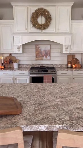 Halloween centerpiece idea! Comment HALLOWEEN and I’ll send you links to everything!🎃 I started with a wooden tray, then added an amber vase with some light up branches! I added some peel and stick bats to the light up branches to give it an extra Halloween vibe. Then I added a jack o lantern with a puck light to make it glow. I thought the spider tea light holder was sooo cute and then I finished with a pumpkin candle!🎃🎃 #spookyseason👻 #halloweendiy #halloweeniscoming #spookyseason #hallowe