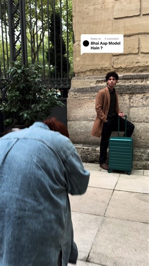 Effective Modeling Bio Tips for Social Media