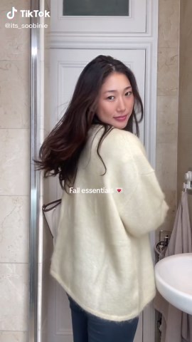 Fall Essentials: Chunky Knit Outfit Ideas for H&M