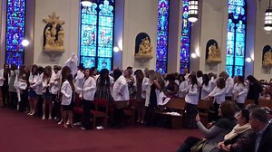 80 nursing students from Mercy College of Health Sciences - Des Moines, Iowa participated in a White Coat Ceremony on Friday thanks to funding from American Association of Colleges of Nursing and The GOLD Foundation. #WeAreIowa | We Are Iowa Local 5 News