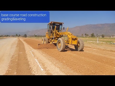 techniques for grading and leveling aggregate gravel base course road construction with moter grader