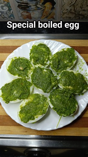 Boiled egg 🥚 with special green chutney 🤤||#easyrecipe #cookingchannel #boiledegg #trendingshorts