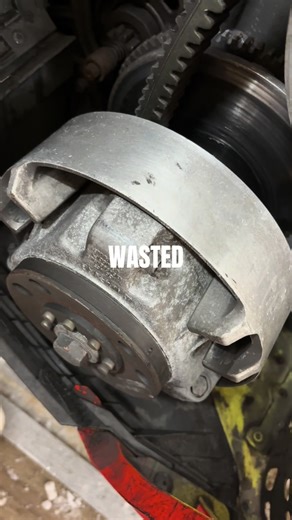 Primary clutch problems #skidoo #snowmobile #winter #sledlife #ride