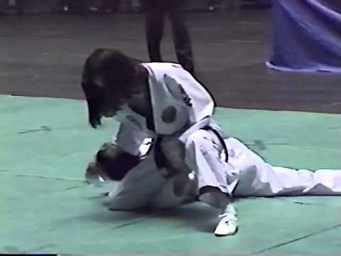 Daehan Hapkido (KHF) demonstration (old VHS material)