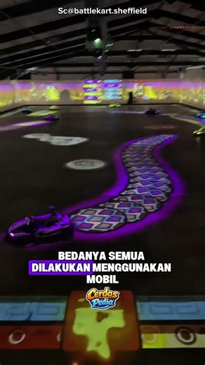 Game Cacing di Dunia Nyata Pakai Mobil Sungguhan 😱
