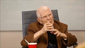 7.5K views · 241 reactions | Dr. Aaron Beck acknowledges the skills and talents of patients with Schizophrenia. Dr. Beck emphasizes the importance of utilizing patients’ creativity and skills to help promote change in treatment. | Beck Institute for Cognitive Behavior Therapy | Facebook