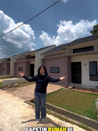 Lebaran nanti mau open house di rumah sendiri? Bisa banget! 🌙✨ Jangan cuma baju baru yang dipersiapin, hunian baru juga dong! Di Riyadh Regency 2, promonya bener-bener gak masuk akal: ✅ DP cuma 500 Ribu! ✅ Akad nambah 3,5 Juta (Total 4 Juta Beres!) ✅ FREE PDAM, Biaya Akad, Notaris, & Balik Nama. Gak perlu nunggu THR cair buat booking, karena harganya semurah itu. Unit terbatas, jangan sampai keduluan yang lain! 🏃‍♂️💨 #anugrahsahabatbaik #palembang #fyp #perumahanmurah #rumahminimalis